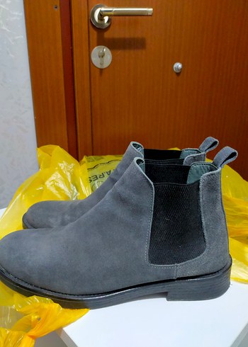 Gri Süet Erkek Günlük Bot - Görsel 2