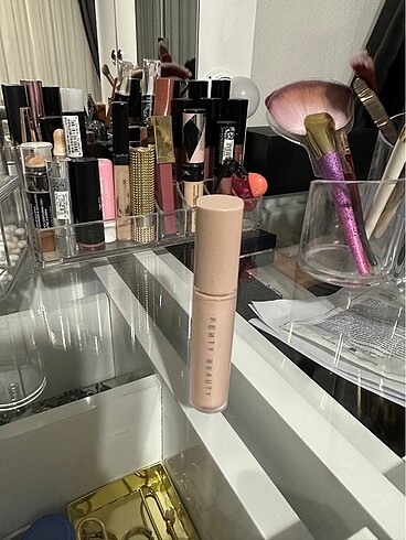 Fenty Beauty Göz primer