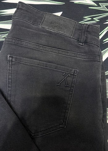 Siyah Düğmeli Erkek Denim Pantolon - Görsel 5