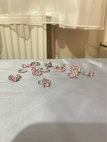 Beden Yüzük pempe yüzük taşlı yüzük