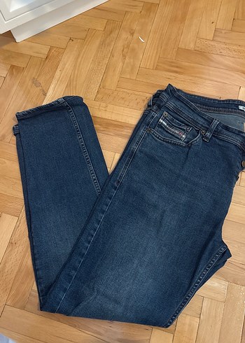 Diesel Koyu Mavi Dar Kesim Denim Jean