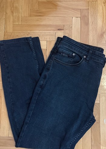 Gant Koyu Lacivert Denim Jean