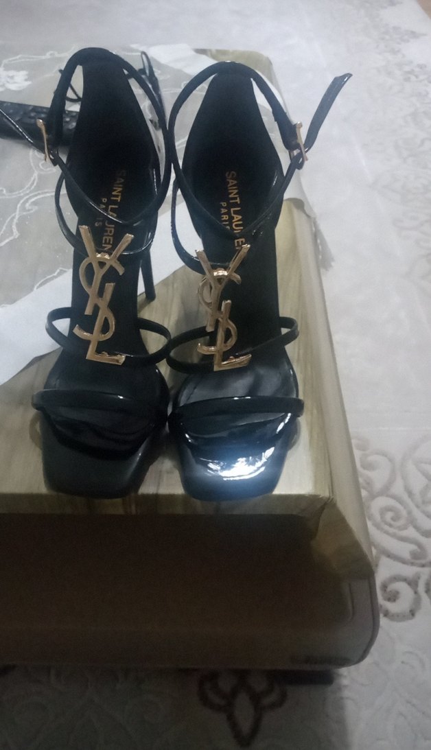 Siyah parlak topuklu abiye ayakkabı - Görsel 3