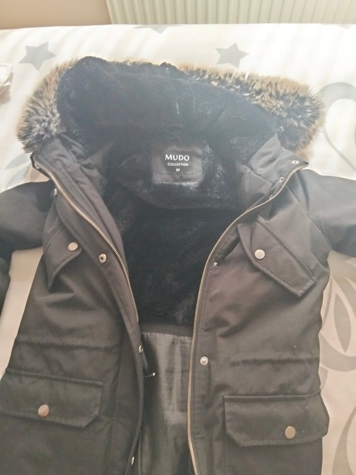 MUDO Collection Siyah Kapüşonlu Şişme Mont — görsel 4/5