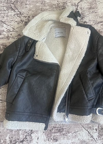 Bershka Siyah Deri Ceket