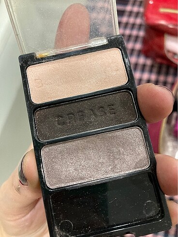 Wet n wild Wet n wild far paleti