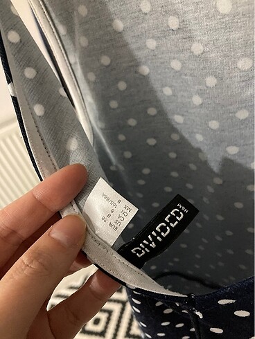 m Beden H&M puantiyeli elbise