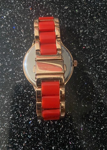 Beden kırmızı Renk Marc jacobs Kadın Saat orjinal
