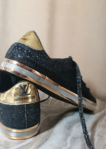 Louis Vuitton Siyah Simli Sneaker