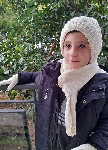 Diğer Kitti marka Erkek için dır 5 ve 14 yaş arasidir