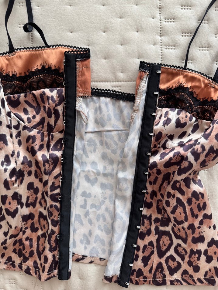 Leopar Desenli Dantel Detaylı Straplez Büstiyer Korse - Görsel 2