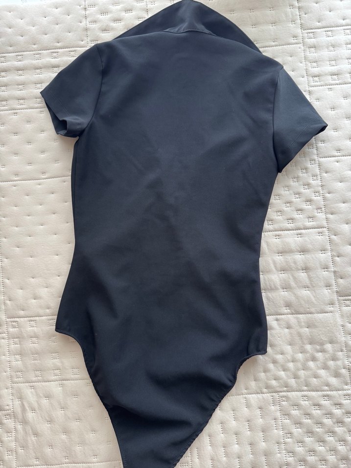 Zara Fermuarlı Siyah Kısa Kollu Bluz Büstiyer - Görsel 3