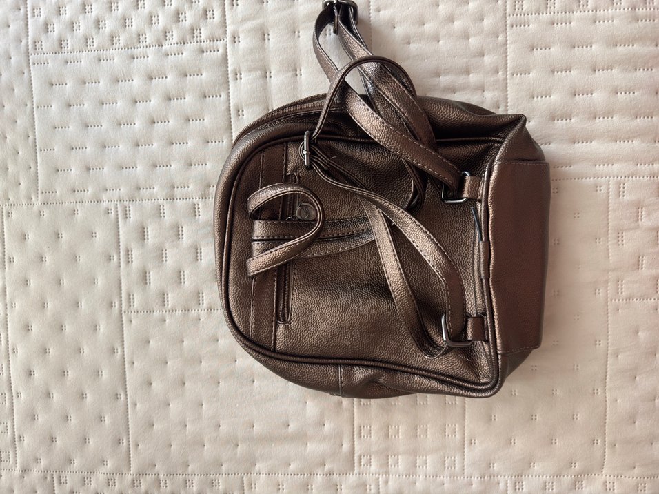 Kahverengi Deri Kadın Sırt Çantası - Görsel 2