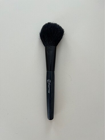Flormar makyaj fırçası