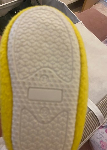 Kızlar için Sarı Kürklü Sıcak Panduf - Görsel 3