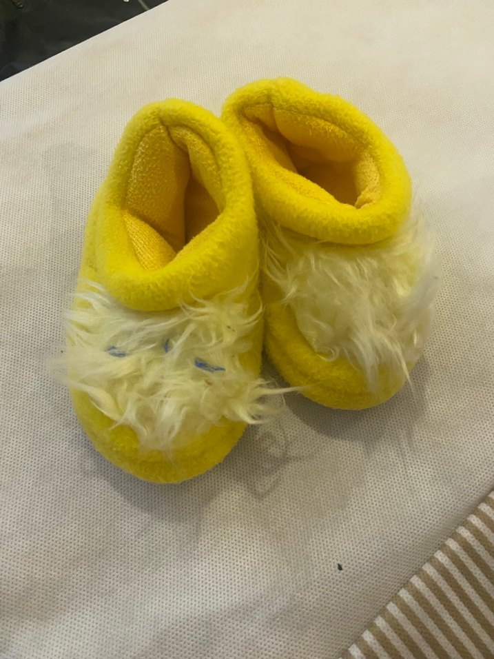 Kızlar için Sarı Kürklü Sıcak Panduf - Görsel 4