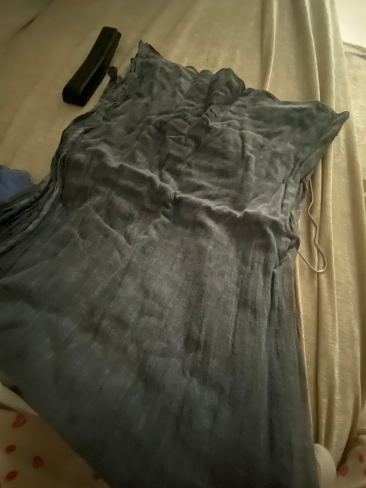 Mavi- lacivert ton taşlaşmış Keten Drapeli Kadın Şal - Görsel 4