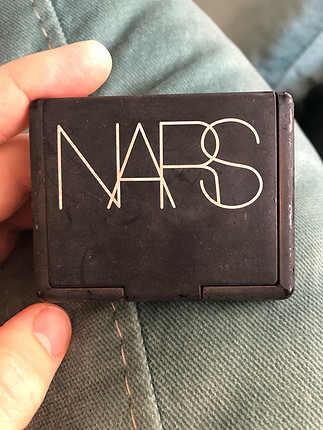 Nars Gina Allık