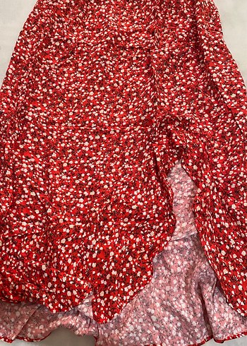 Kırmızı yırtmaçlı Desenli etek - Görsel 2