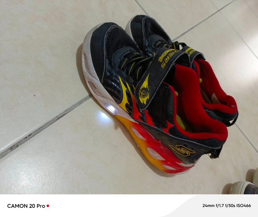 35 skechers - Görsel 3