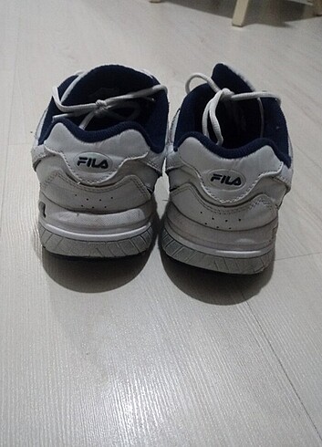 45 Beden beyaz Renk 46 no fila marka