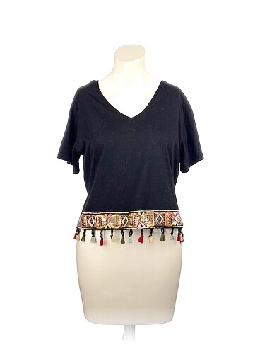 PreLoved T-shirt %70 İndirimli.