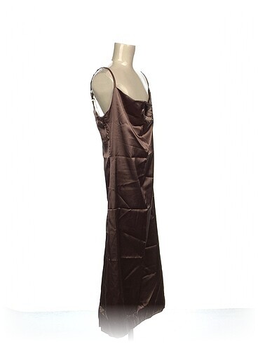 Diğer PreLoved Uzun Elbise %70 İndirimli.
