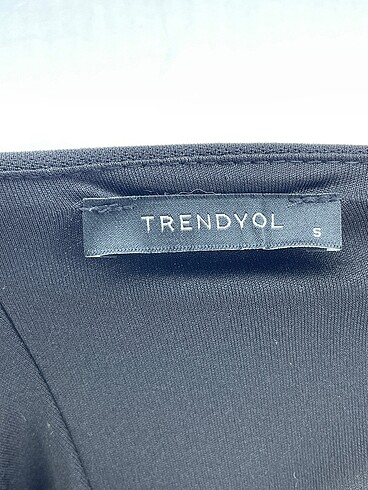s Beden siyah Renk Trendyol & Milla Kısa Elbise %70 İndirimli.