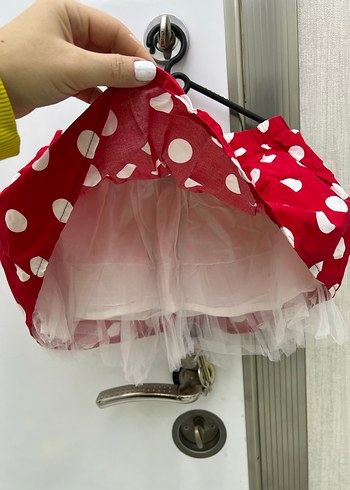 Kırmızı Puantiyeli Etek - Görsel 4