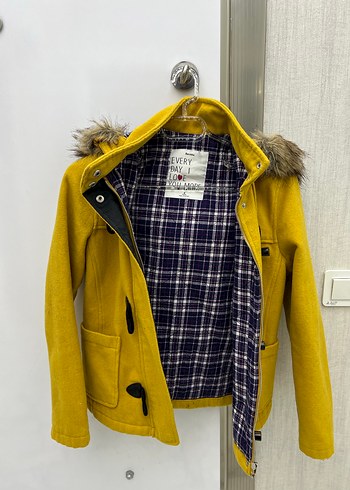 Hardal Sarısı Kürklü Bershka Mont - Görsel 3