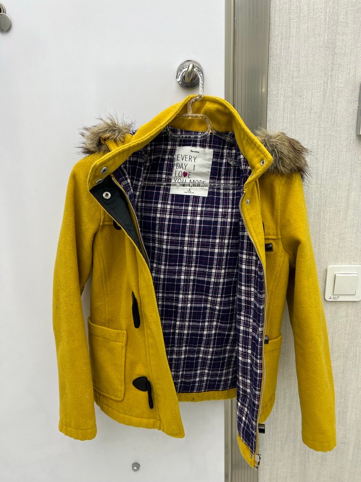 Hardal Sarısı Kürklü Bershka Mont - Görsel 3