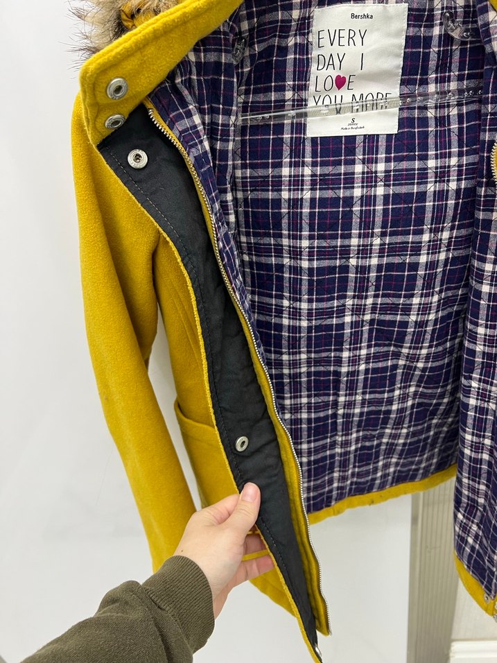 Hardal Sarısı Kürklü Bershka Mont - Görsel 4