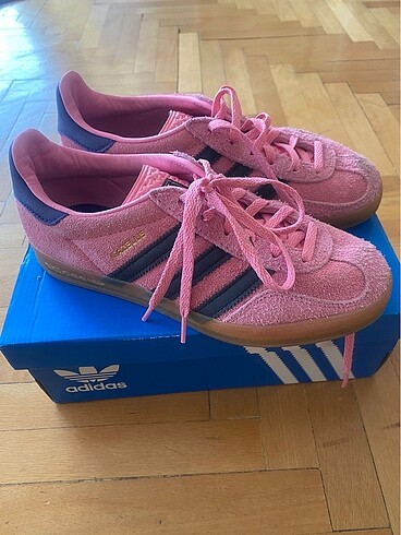 Adidas pembe gazelle