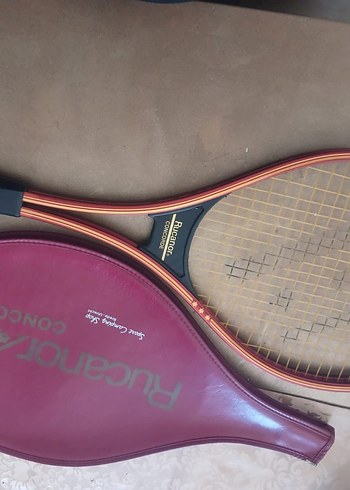 Bordo Ruccantor Tenis Raketi ve Kılıfı
