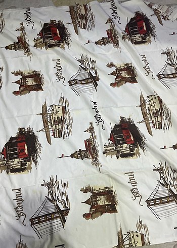 Baskılı Beyaz Masa Örtüsü - Görsel 2