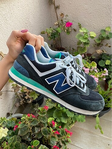 NEW BALANCE 575 / 42.5