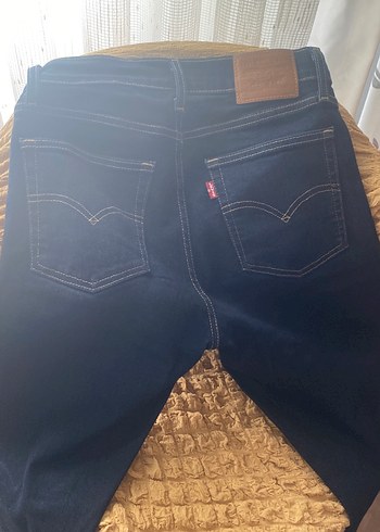 Levis Cok İyi Durum Da