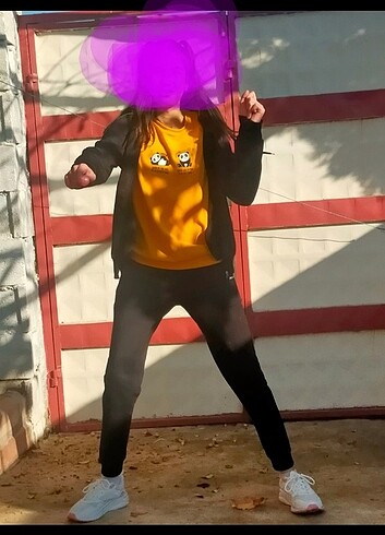12 13.14 yaş lcwaikiki sweatshirt 