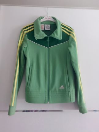 yesil Adidas
