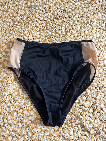 Seksi bikini altı