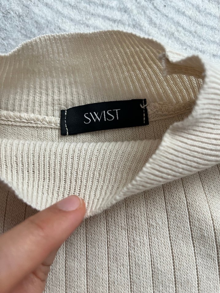 Bej Balıkçı Yaka Kadın Triko Kazak - Görsel 3