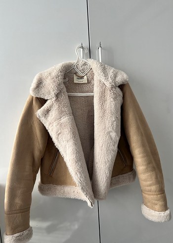 Pull and Bear  Kürklü Kadın Ceket - Görsel 4