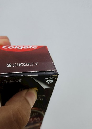 Beden colgate optic white