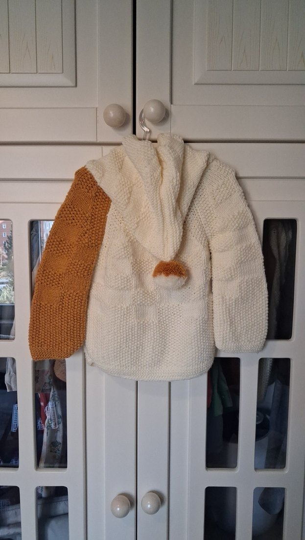 Kapüşonlu Erkek Çocuk Örgü Hırka - Görsel 5