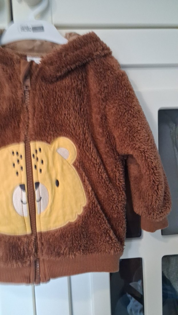 Kahverengi Kapüşonlu Erkek Çocuk Peluş Ceket - Görsel 4