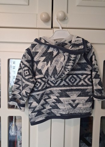 Bohem Tarz Gri Baskılı Erkek Çocuk Hırka - Görsel 4