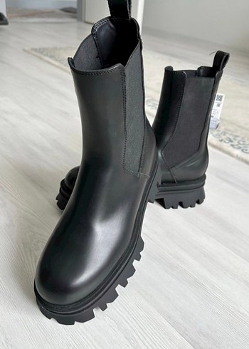 Zara Bot