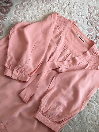 Toz pembe bluz