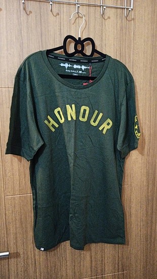 New balance t-shirt