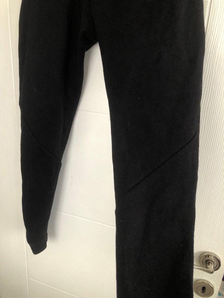 Pull&Bear Siyah Rahat Eşofman Altı — görsel 7/9